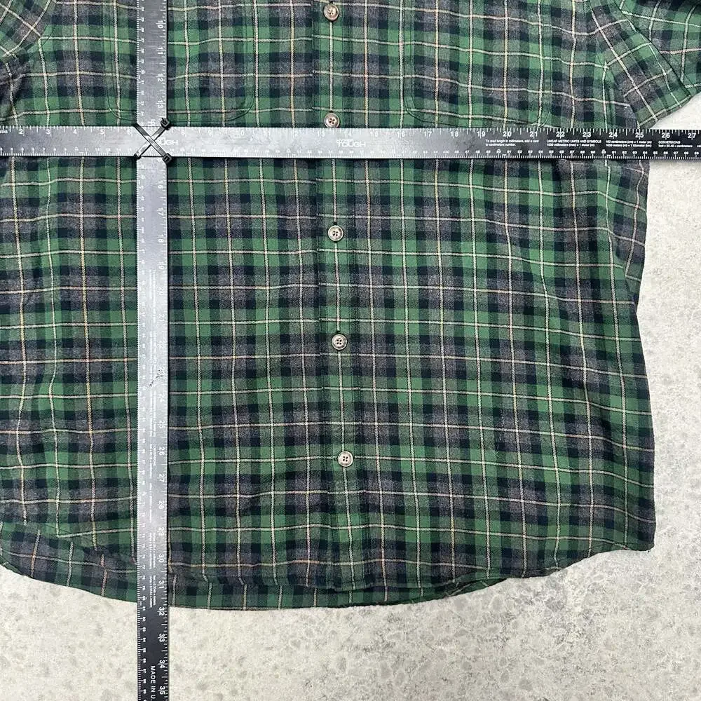 Duluth Trading Co Plaid Button Down Flannel Shirt - XL